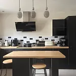 Nyaraló Maison De Standing, Jardin & Bbq - Circuit 24h A 5 Min
