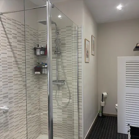 Maison De Standing, Jardin & Bbq - Circuit 24h A 5 Min Casa de Férias