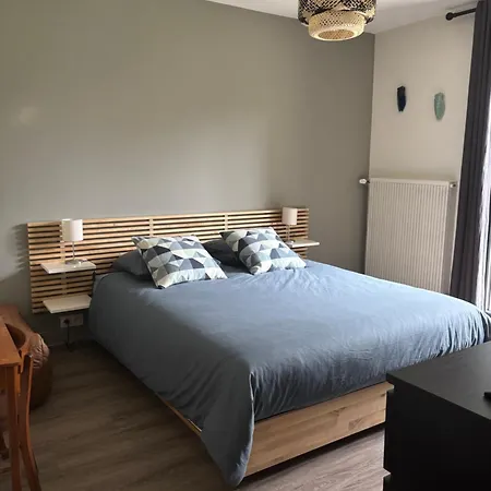 בית נופש Maison, Jardin, Circuit 10 Min